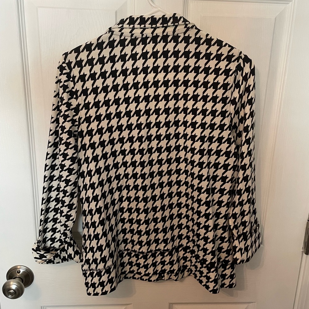 Light weight jacket - Picture 2 of 4